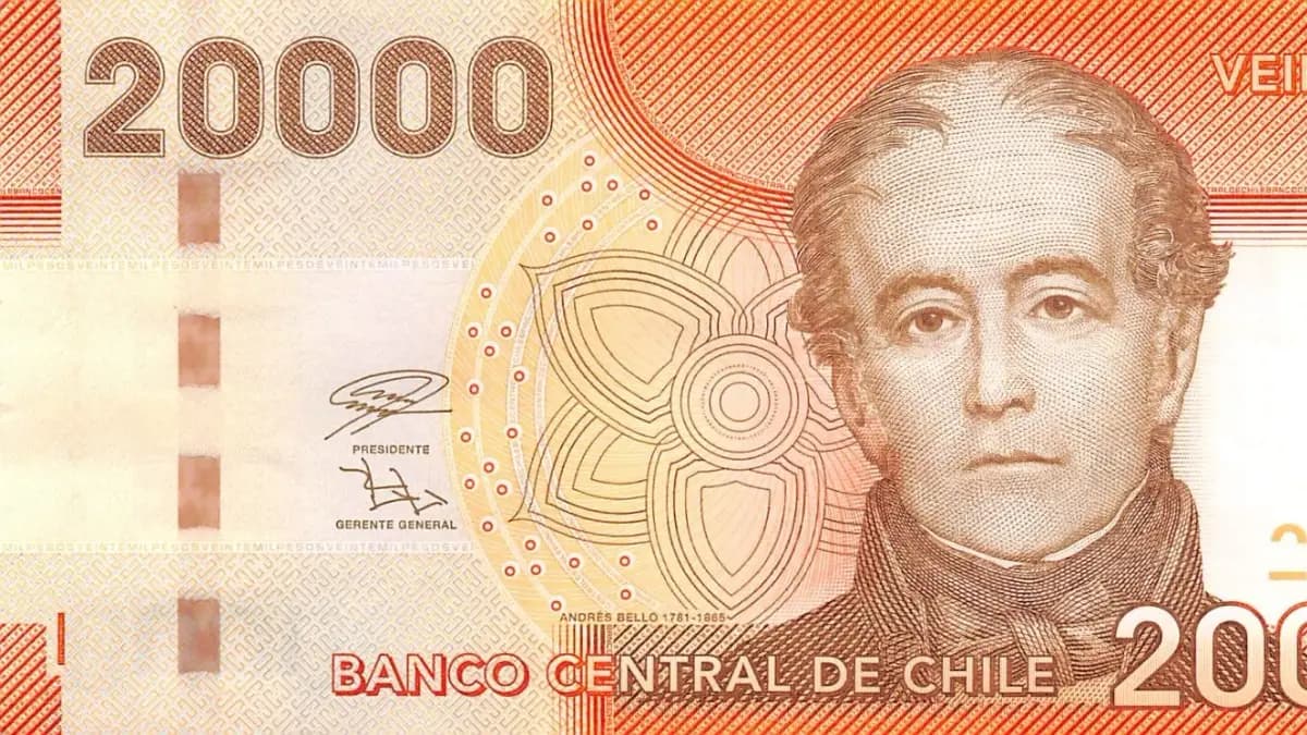 El dólar cierra octubre en $993: el mes más caro del año para viajar al extranjero
