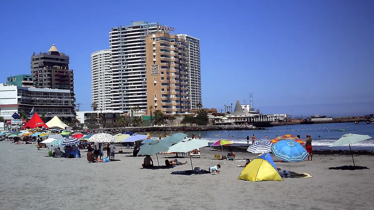 Qué hacer en Iquique: de la playa Cavancha a la pampa salitrera
